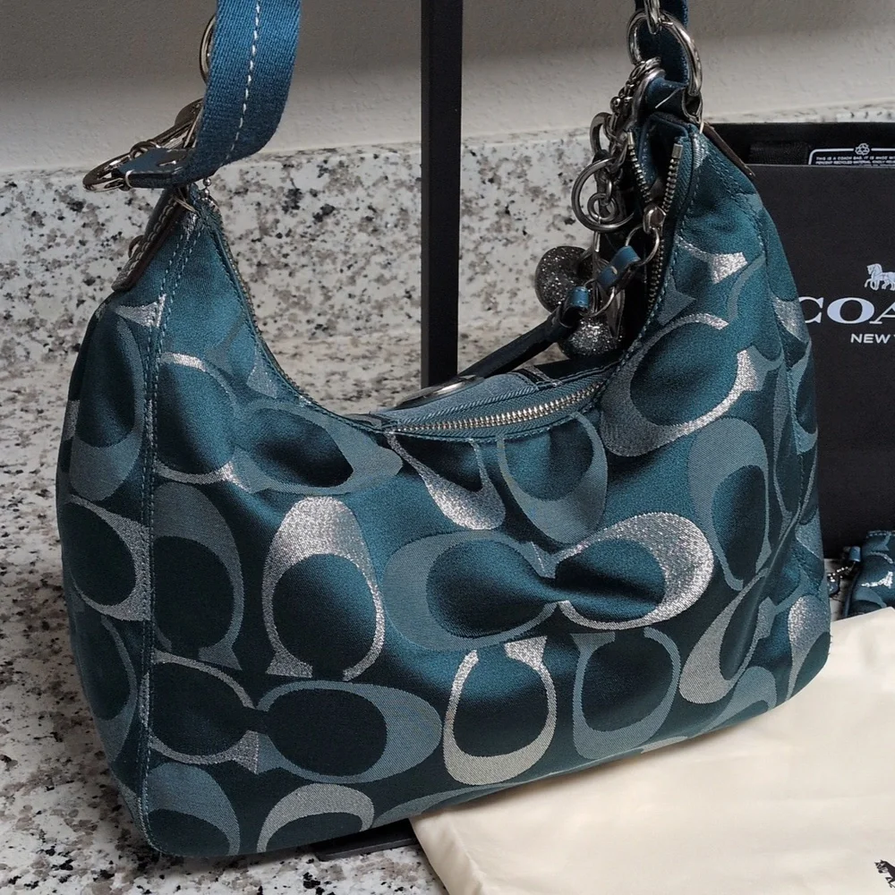 ✨ SOLD✨Coach SET Signature Jacquard Teal Metallic Stripe Hobo Wristlet Wallet - Picture 5 of 12